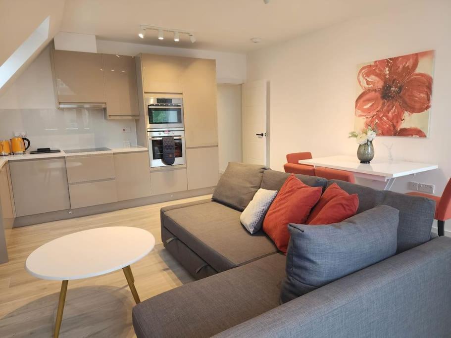 Paradigm Court, Brand New 1-Bedroom Flat Oxford Eksteriør billede